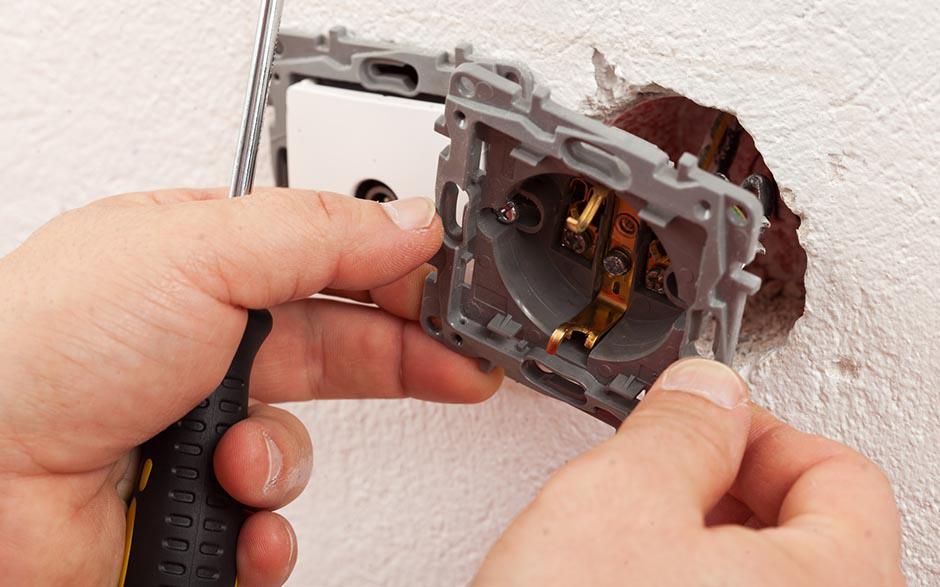 recherche travail électricien bâtiment Malakoff