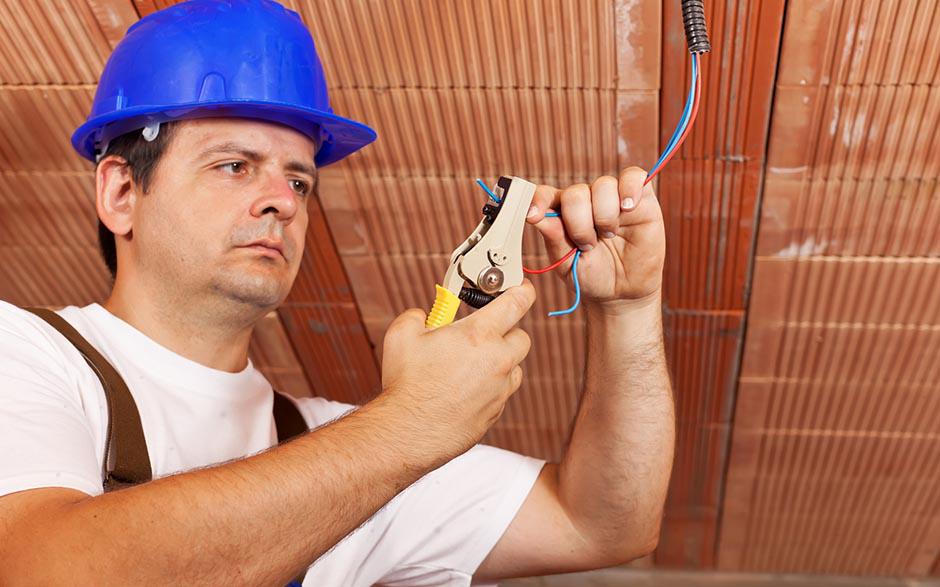 électricien dans le bâtiment Nandy